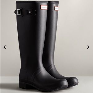 Hunter Black Rain Boots - US8